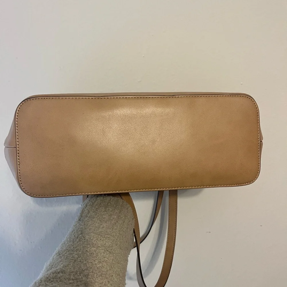 St. John’s Bug Purse - Picture 6 of 6